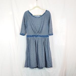 H-15 STCL blue striped dress size large